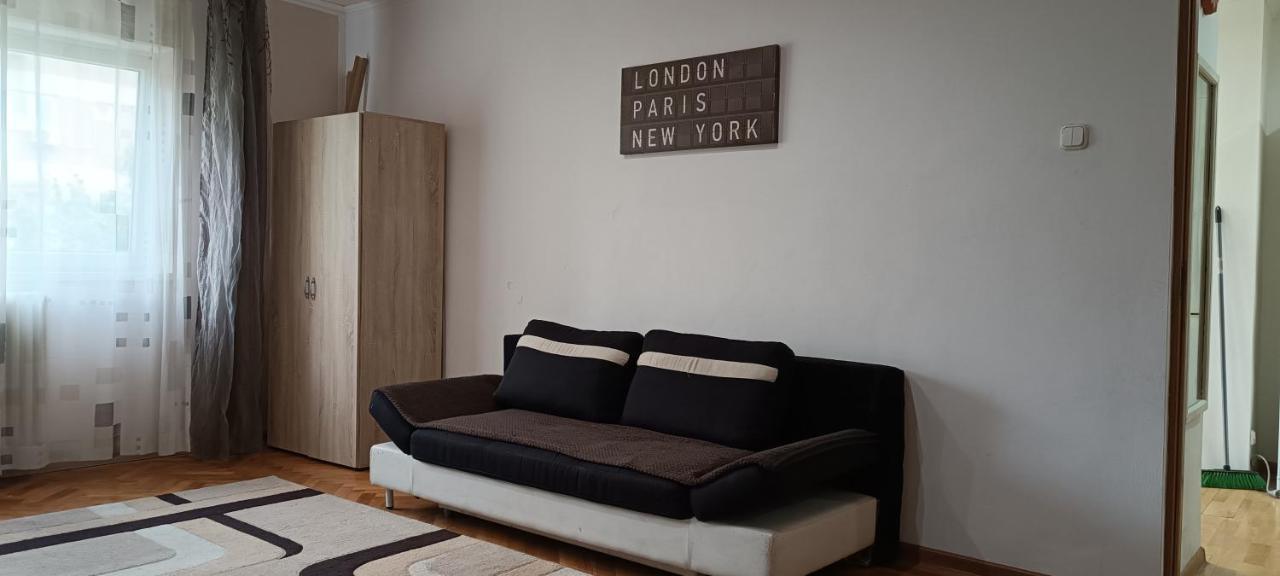 Lora'S House Apartment ออราแด ภายนอก รูปภาพ